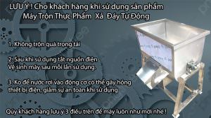 luu-y-khi-su-dung-may-tron-thuc-pham-xa-day-tu-dong